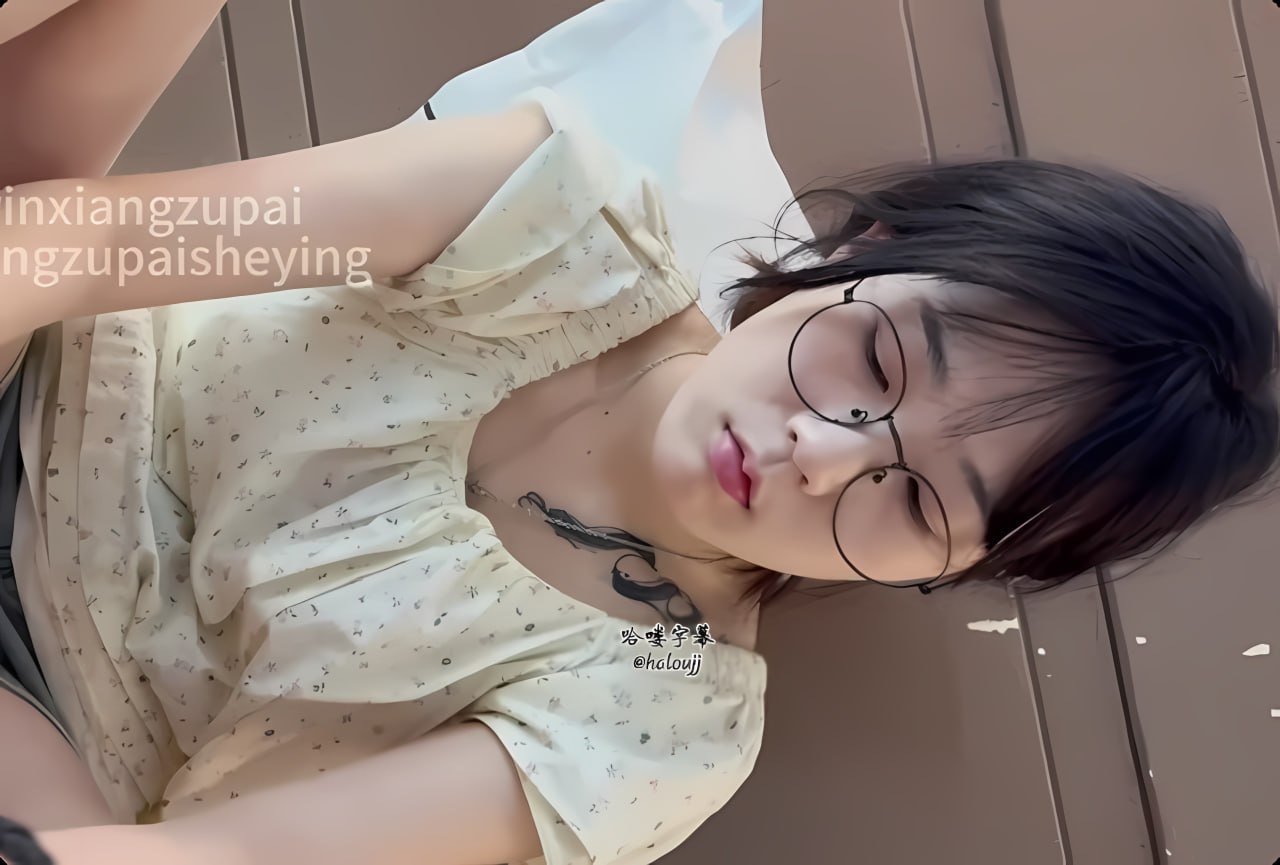 b8yy午夜场,メイリン モデルコレクション メ,观看免费无删减完整版